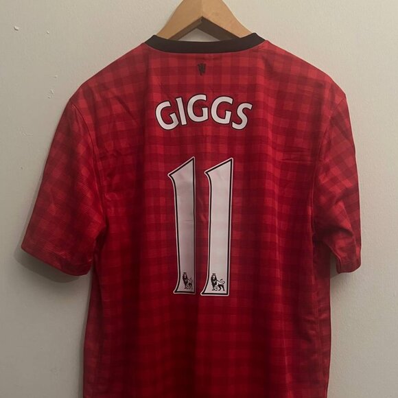 Authentic Ryan Giggs Signed Manchester United Jersey Shirt sz L Autograph Signed - Picture 1 of 10